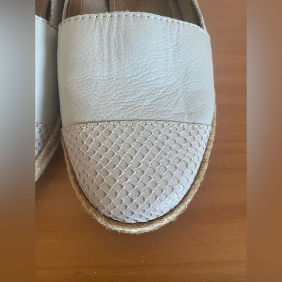 - Kaanas Espadrille - - Picture 2 of 7